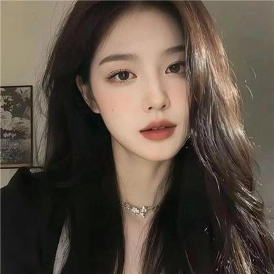 爱长颈鹿的女人